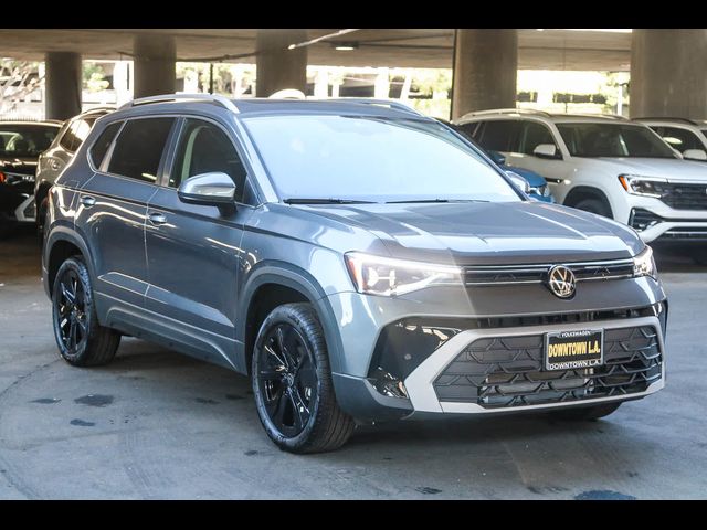2025 Volkswagen Taos SE