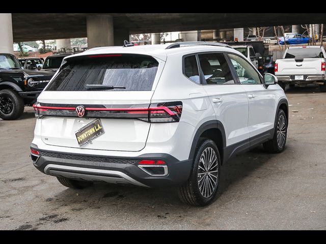 2025 Volkswagen Taos SE