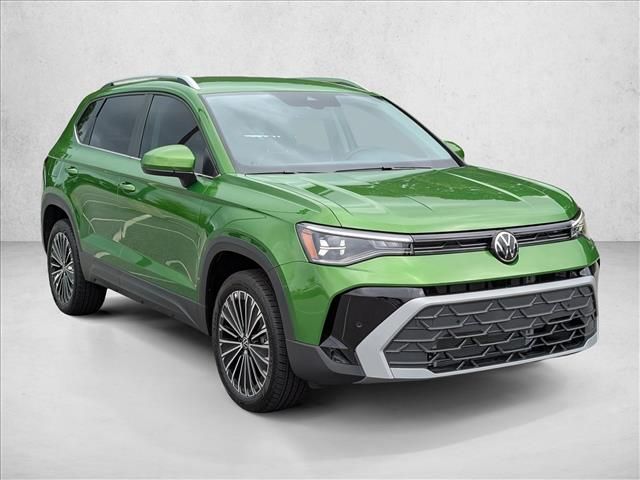 2025 Volkswagen Taos SE
