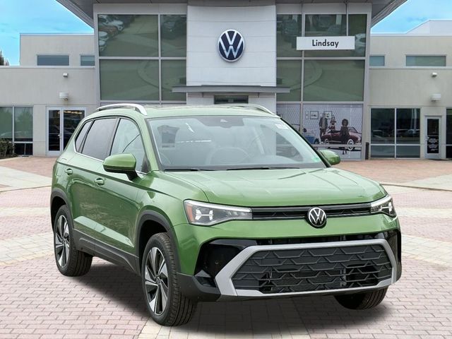 2025 Volkswagen Taos SE