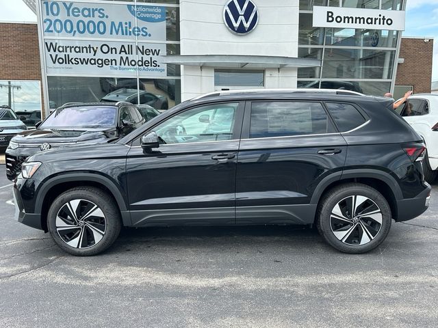 2025 Volkswagen Taos SE