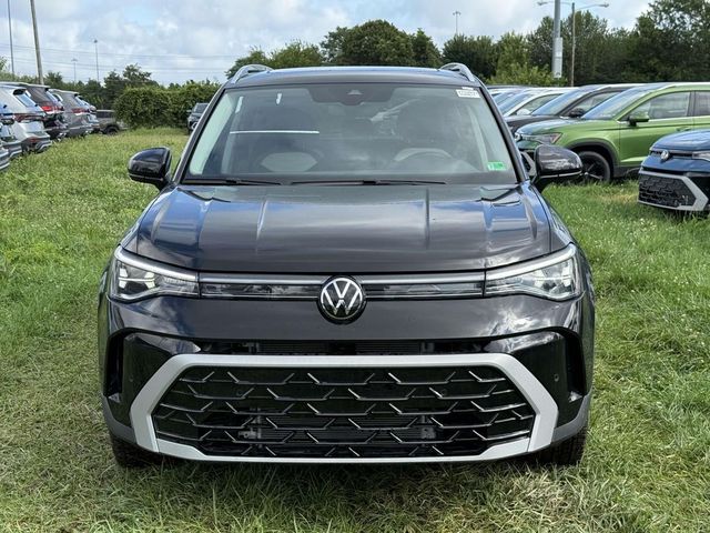 2025 Volkswagen Taos SEL