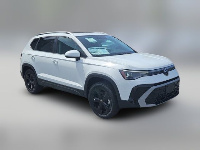 2025 Volkswagen Taos SEL