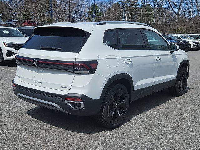 2025 Volkswagen Taos SEL