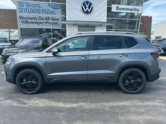 2025 Volkswagen Taos SEL