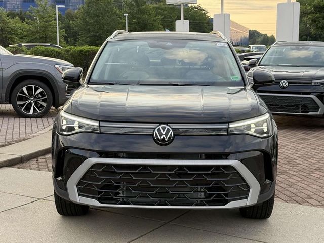 2025 Volkswagen Taos SEL