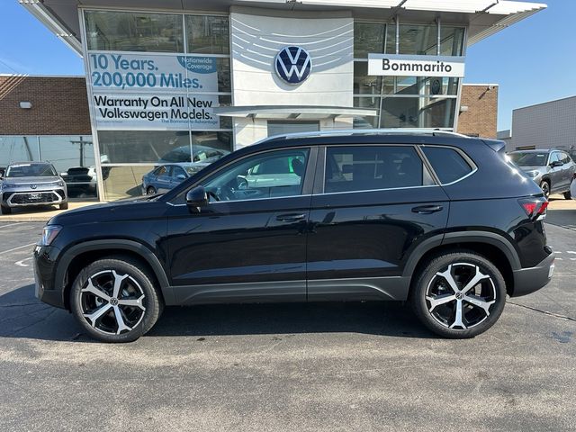 2025 Volkswagen Taos SEL