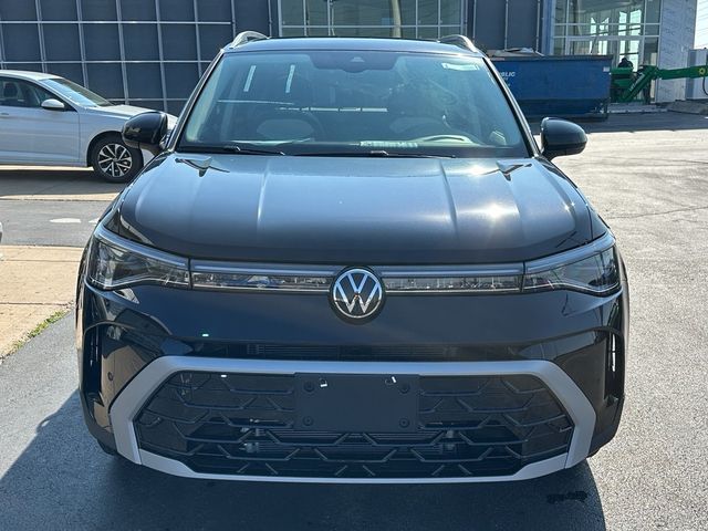 2025 Volkswagen Taos SEL