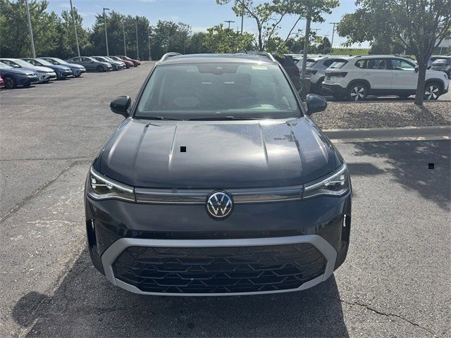 2025 Volkswagen Taos SEL