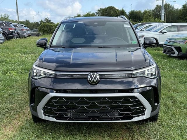 2025 Volkswagen Taos SEL