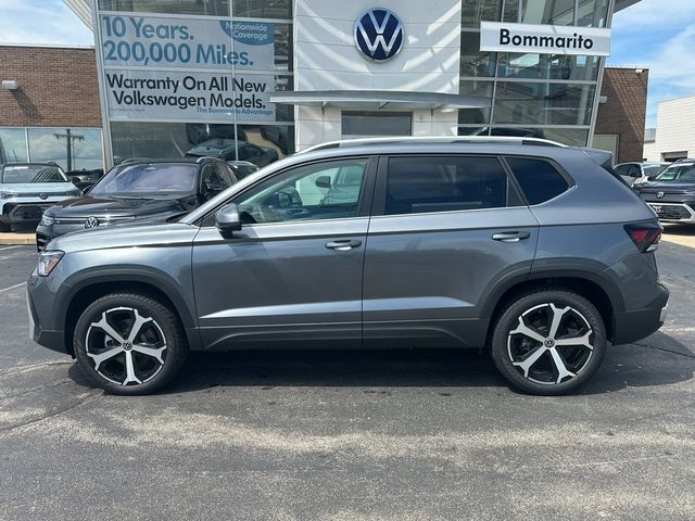 2025 Volkswagen Taos SEL