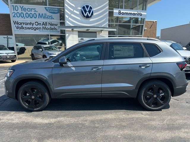 2025 Volkswagen Taos SEL