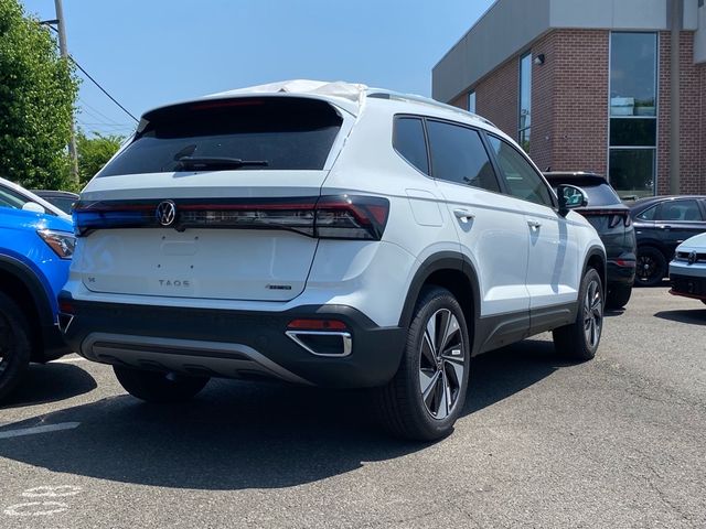 2025 Volkswagen Taos SE