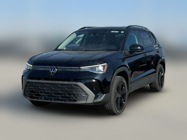 2025 Volkswagen Taos SE Black