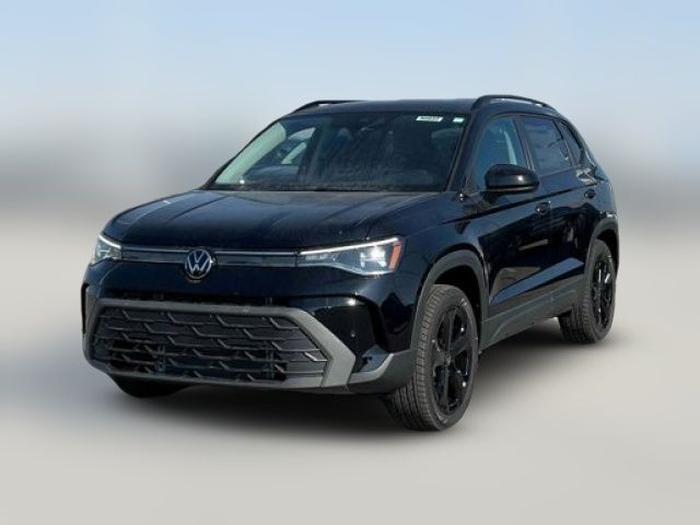 2025 Volkswagen Taos SE Black