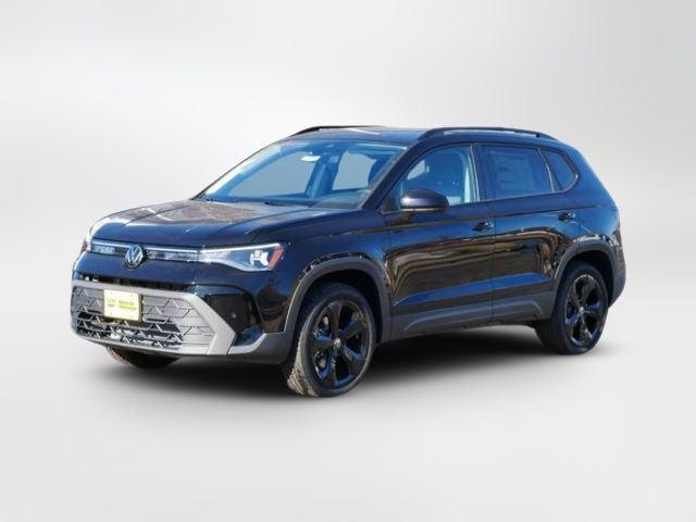 2025 Volkswagen Taos SE Black