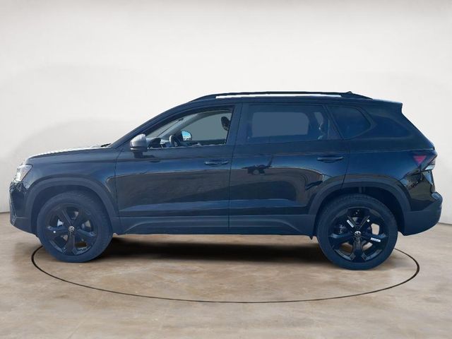 2025 Volkswagen Taos SE Black