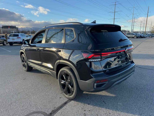 2025 Volkswagen Taos SE Black