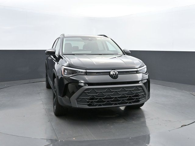 2025 Volkswagen Taos SE Black