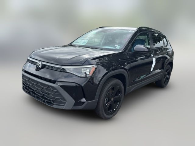 2025 Volkswagen Taos SE Black