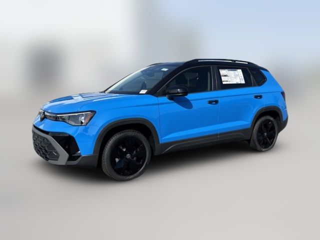 2025 Volkswagen Taos SE Black