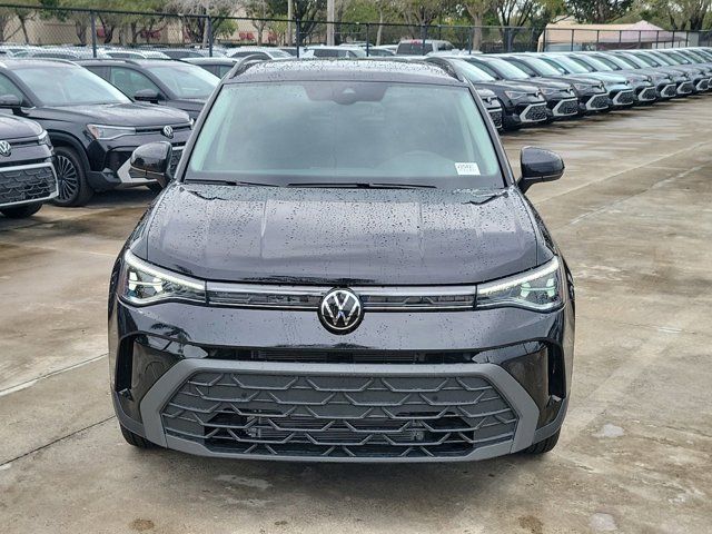 2025 Volkswagen Taos SE Black