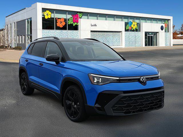 2025 Volkswagen Taos SE Black