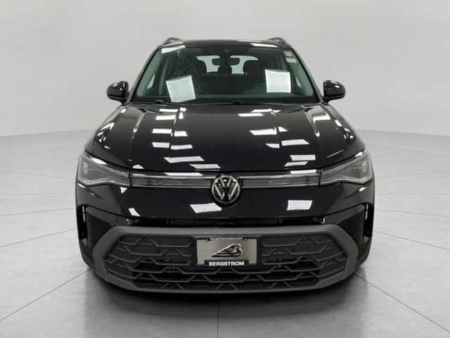 2025 Volkswagen Taos SE Black