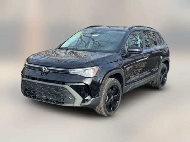 2025 Volkswagen Taos SE Black