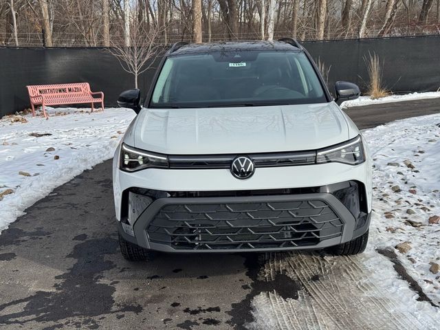 2025 Volkswagen Taos SE Black