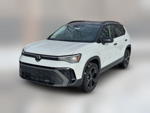 2025 Volkswagen Taos SE Black
