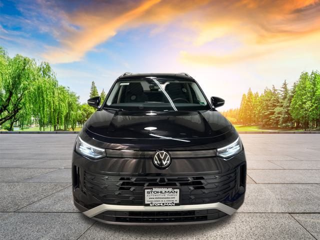 2025 Volkswagen Tiguan SE
