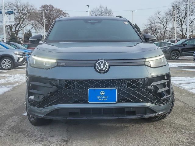 2025 Volkswagen Tiguan SE R-Line Black
