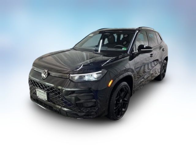2025 Volkswagen Tiguan SE R-Line Black