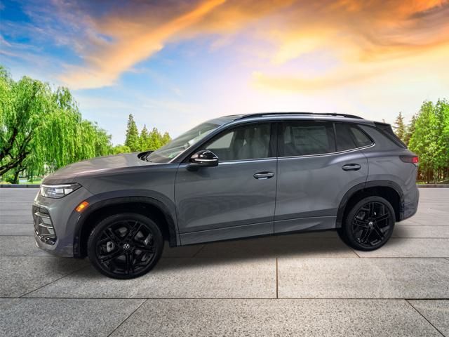 2025 Volkswagen Tiguan SE R-Line Black