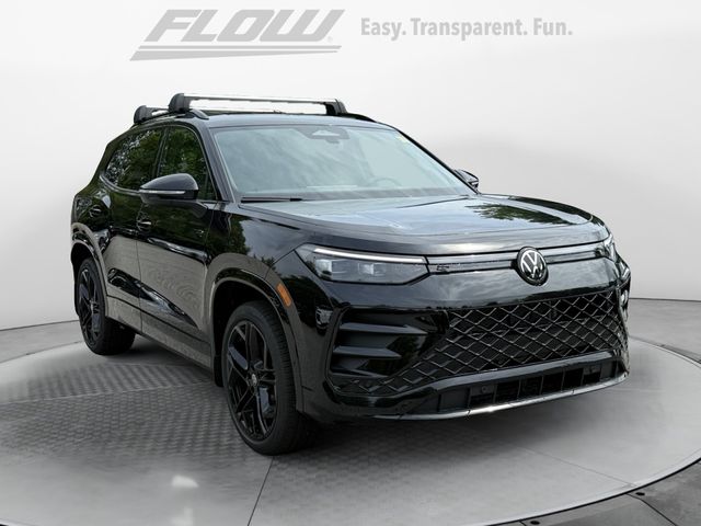 2025 Volkswagen Tiguan SE R-Line Black
