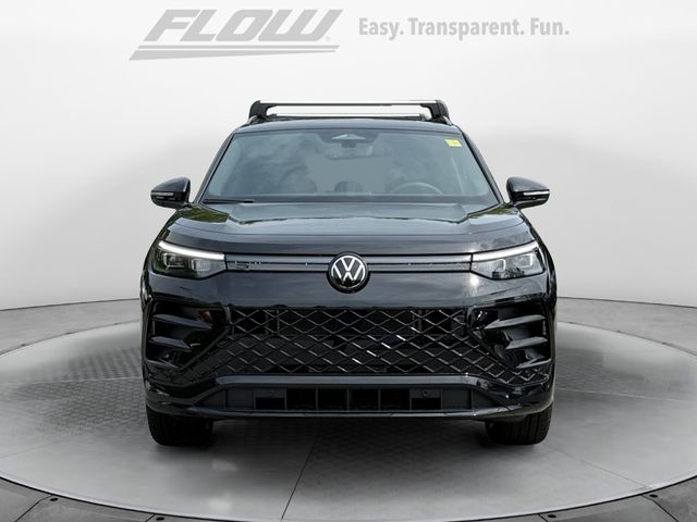 2025 Volkswagen Tiguan SE R-Line Black
