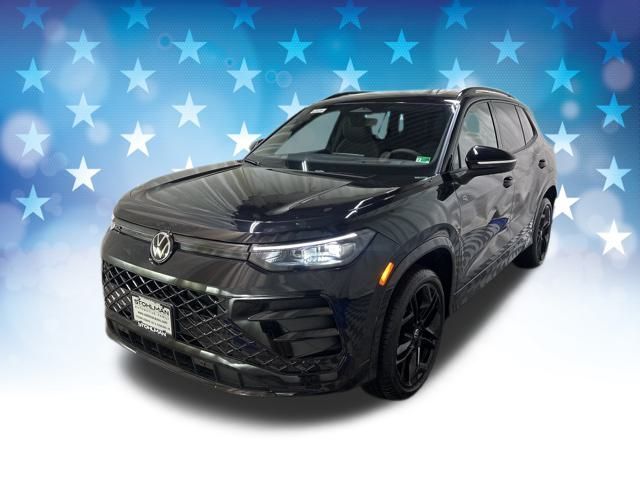 2025 Volkswagen Tiguan SE R-Line Black