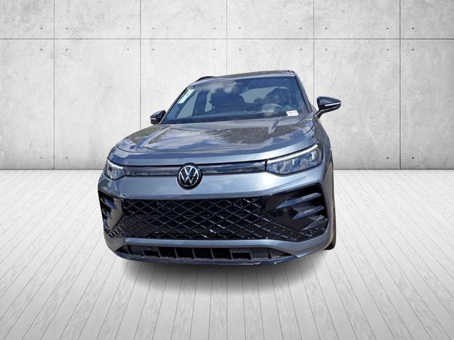 2025 Volkswagen Tiguan SE R-Line Black