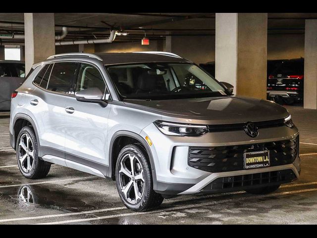 2025 Volkswagen Tiguan SE