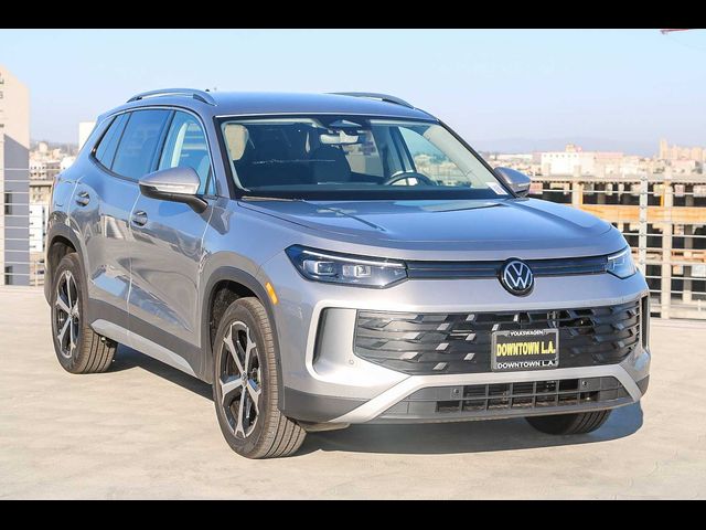 2025 Volkswagen Tiguan SE