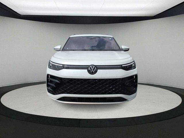 2025 Volkswagen Tiguan SEL R-Line