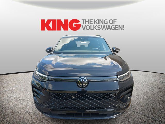 2025 Volkswagen Tiguan SE R-Line Black
