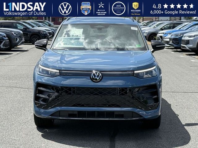 2025 Volkswagen Tiguan SE R-Line Black