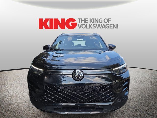 2025 Volkswagen Tiguan SE R-Line Black