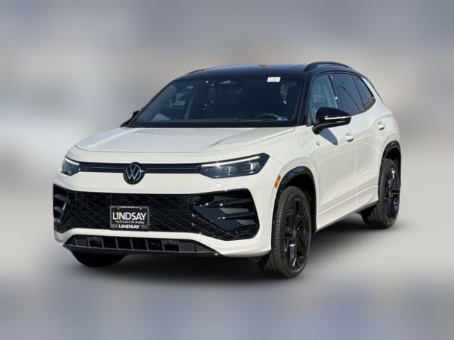 2025 Volkswagen Tiguan SE R-Line Black