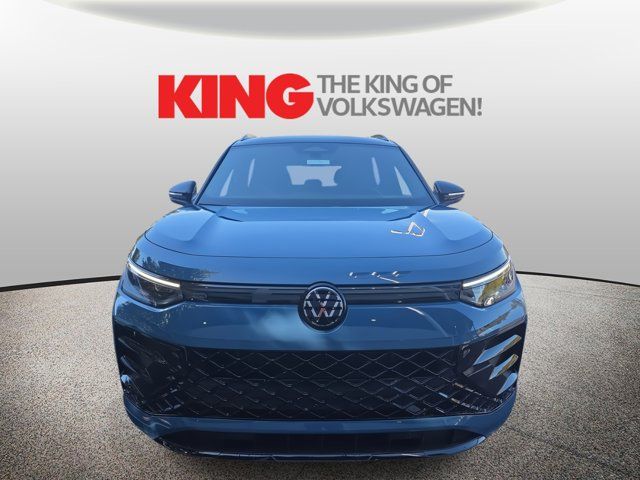 2025 Volkswagen Tiguan SE R-Line Black