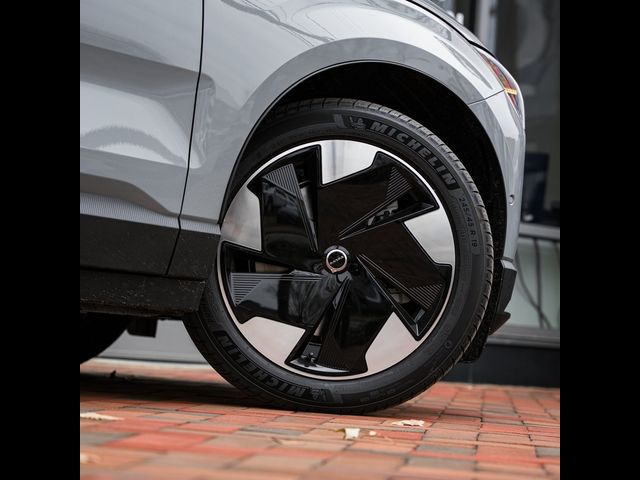 2025 Volvo EX30 Plus