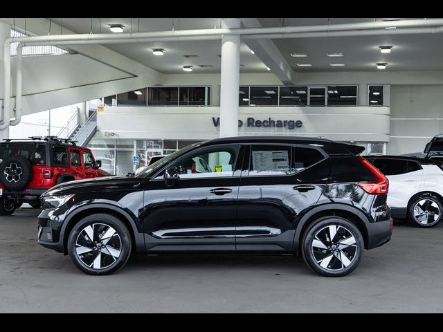 2025 Volvo EX40 Core