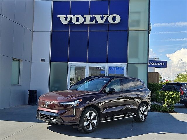 2025 Volvo EX90 Plus